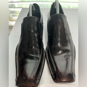#8379. Robert Wayne Men’s Square Toe Brown Slip-On Leather Shoes. Size 10